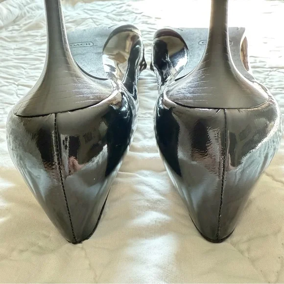 Coach Women’s Black Shiny Open Toe Heels Pumps with Coach Button Buckle - Picture 11 of 12